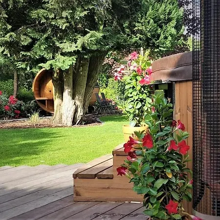 Vacation With Hottub And Sauna Lunteren